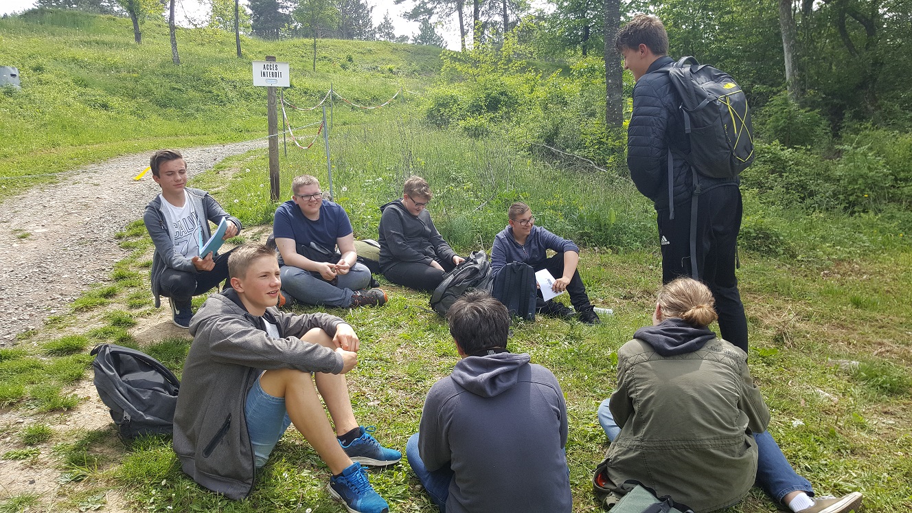 Ensemble Au Fort De Mutzig Lyc E Des M Tiers Paul Emile Victor Obernai